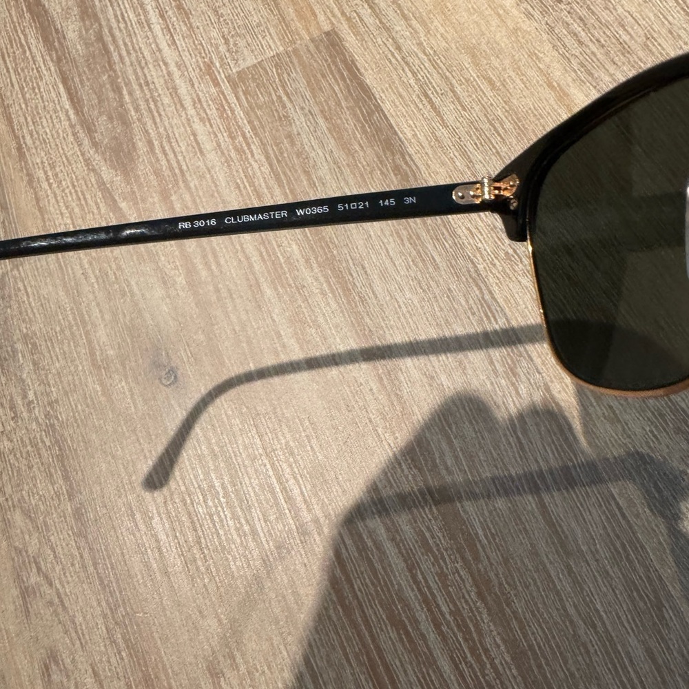 Ray-Ban Black Clubmaster Classic Sunglasses - Picture 10 of 10